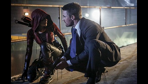 Arrow アロー シーズン5 第1話の詳細 ビデオ ひかりｔｖ